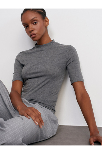 Dilvin 30481 Anthracite High Collar T-Shirt