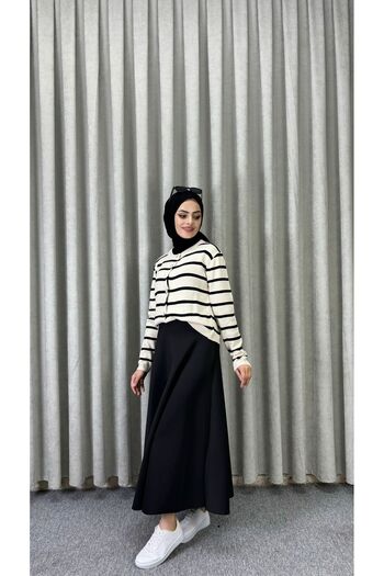modasusev Ριγέ Πλεκτά Ζακέτα Hijab - Λεπτομέρεια με κουμπί