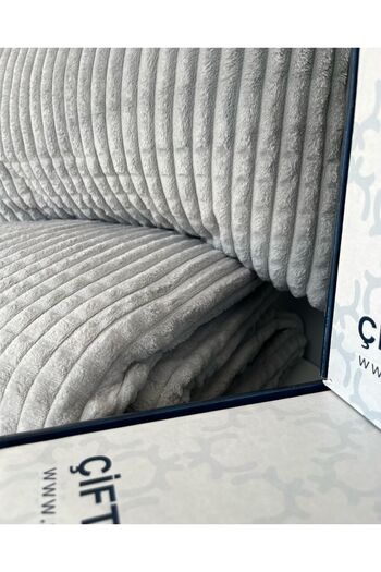 Sarar Merinos Modern Line - 3 Piece Bed Cover Set, Blanket - Modern Negri 02