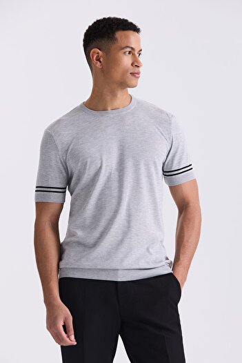 Jakamen Gray Slim Fit Crew Neck T-Shirt