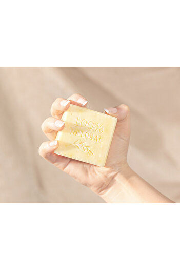 Madame Coco Répertoire Natural Solid Soap - Safflower - 125 gr