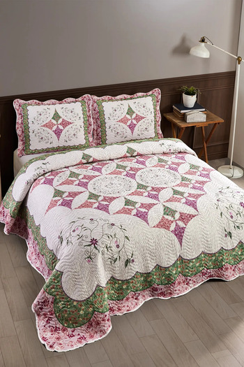 FAVORA Julia Double Quilted Bedspread Set - Pink