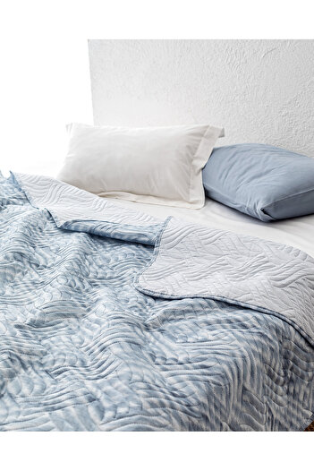 Madame Coco Darcia King Size Printed Bedspread - Blue