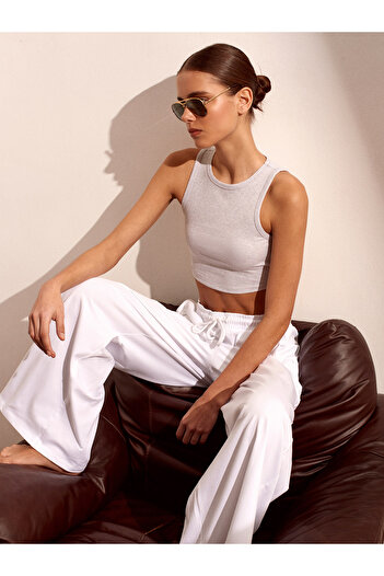 Dilvin 30962 Model Gray Melange Crop Top - Stitching Detail