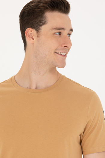 U.S. Polo Assn. Ανδρικό μπλουζάκι Camel Basic Crew Neck 50264916 -VR015