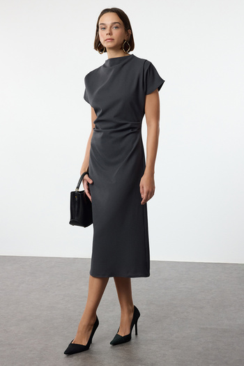 Trendyol Collection Anthracite A-Line Degaje γιακά Midi Crepe Υφαντό Φόρεμα TWOAW25EL00393