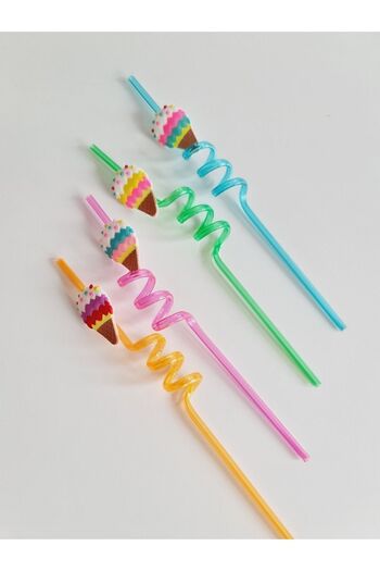 GULHANILE Colorful Straws with 4 Figures Party Birthday