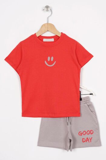 zepkids Costum Capri pentru băiat - culoarea pietrei cărămidă, zâmbet și text imprimat