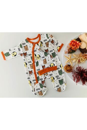 Minisse DOG PRINTED BABY JUMPSUIT AND HAT WITH SIDE STRAPS