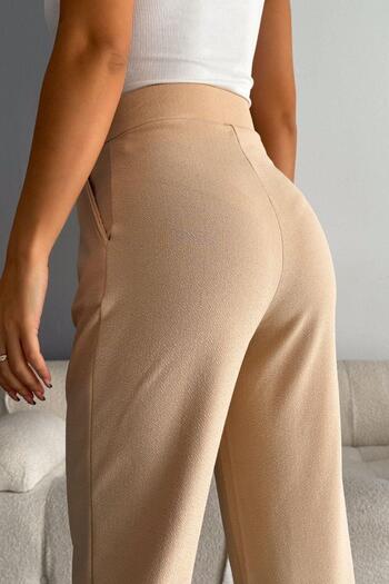 Mossta Angelina Pleated Carrot Trousers Beige