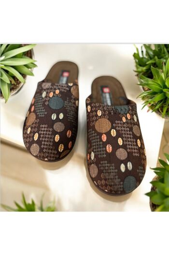 Lion Personality Home Slippers - Comfortable and Stylish Design