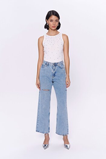 Quzu Taş Aksesuarlı Halter Yaka Bodysuit Ekru