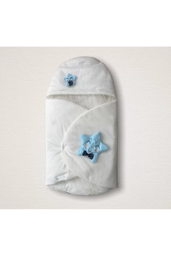 The LOG INVEST Newborn Double Star Detailed Hat and Veil Classic Swaddle Baby Blanket
