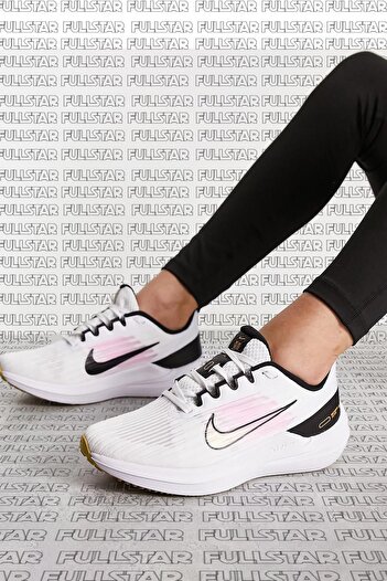 Nike Winflo 9 Running Shoes White White Walking Running Shoes White