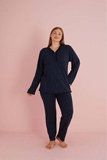 Temporium Kadın Büyük Beden Desenli Yakası Düğmeli Uzun Kollu Bambu Pijama Takımı