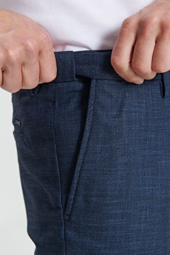 AC&Co / Altınyıldız Classics Erkek Lacivert Comfort Fit Rahat Kesim Yan Cepli Desenli Beli Lastikli Pantolon