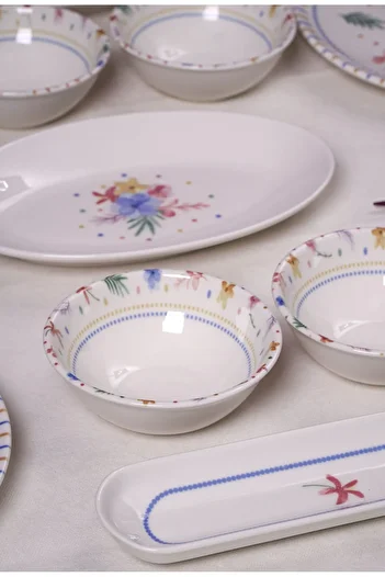 Heda Porselen Dalya 16 Pieces - 6 Person Porcelain Breakfast Set