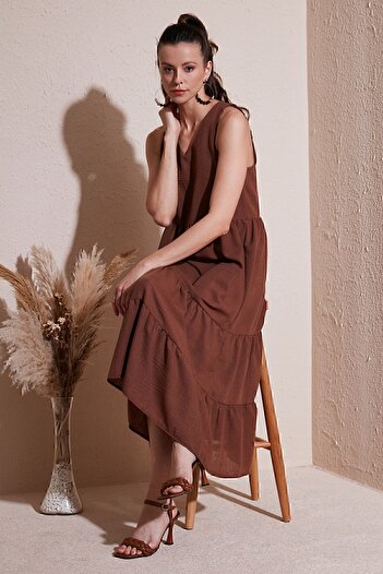 Lela V-Neck Flounce Relaxed Fit Midi Dress - DRESS 611EL011