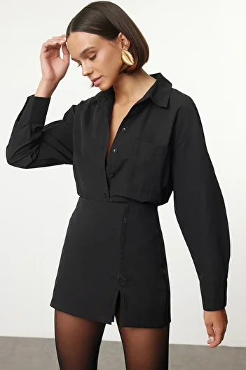 Trendyol Collection Černé přední kamenné šortky Tkaná sukně TWOAW25SR00040
