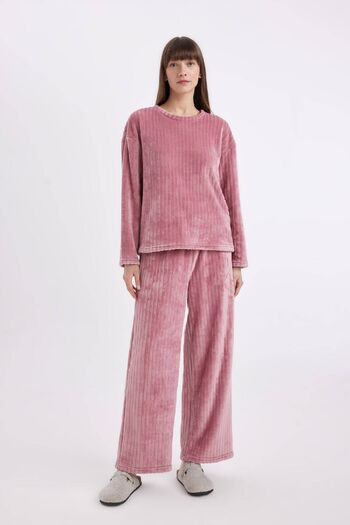 DeFacto Welsoft Plush Basic Pajamas Set - Long Sleeve, Wide Loose Leg, Elastic Waist