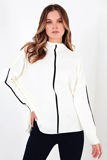 Lela Turtleneck Soft Acrylic Sweater Women's SWEATER 4614815