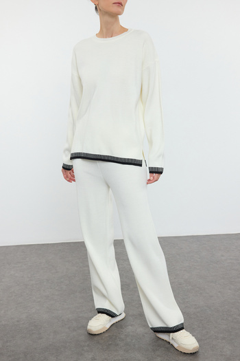 Edit by Trendyol Wide Fit Ecru Knitwear Set - Pants and Top Set Tedaw25Au00003