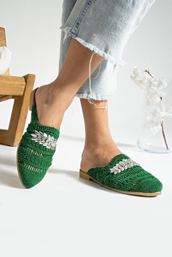 Glenz Women's Closed Front Embroidery Stone Knitted Slippers TS1161