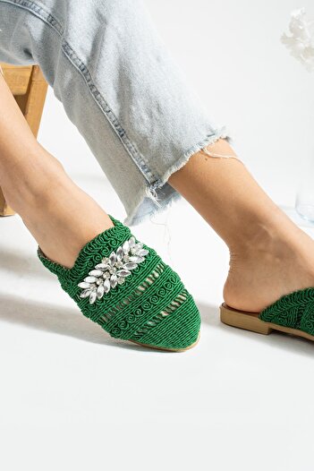 Glenz Women's Closed Front Embroidery Stone Knitted Slippers TS1161