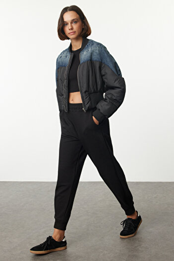 Trendyol Collection Black Basic Jogger Thick Knitted Sweatpants Pants Twoaw25Ea00028