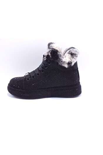 Guja 24K441-2 Fiyonk taşlı kürklü Bot  ( kalıbı 1 numara küçüktür )
