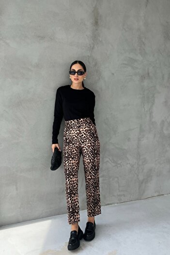 Seda Yalçın Atelier Leopard Patterned Pocketed Carrot Pants