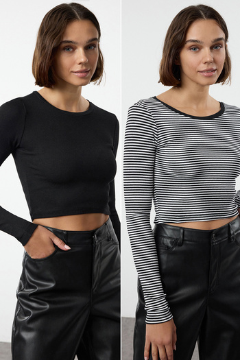 Trendyol Collection Stretchy Corded Black-black Striped Knitted Blouse - Fitting on the Body, Pack of 2 Twoaw24bz00271