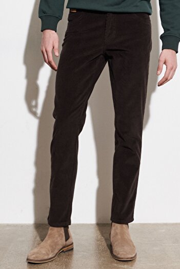 WRANGLER Ανδρικό παντελόνι Texas Slim Fit με κανονική μέση στενό πόδι ελαστικό καφέ