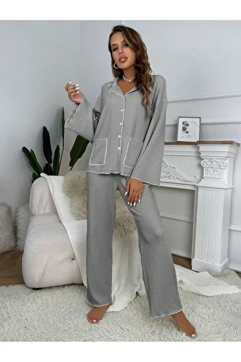 BELLA NOTTE Buttoned Comfortable Pajama Set