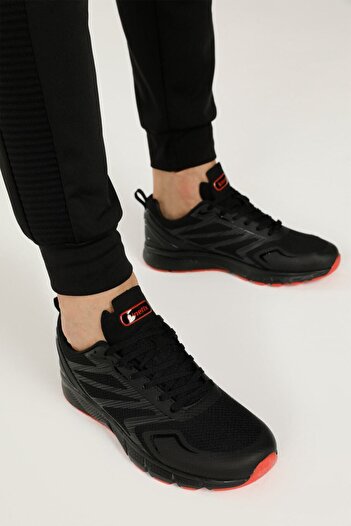 Kinetix Sneakers