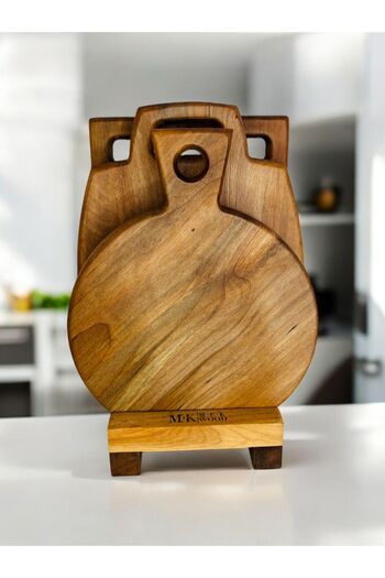 MEKWOOD Four Piece Wooden Alder Natural Cutting Board Presentation Stand