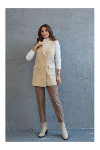 Elif Özbey Butik Жилет з детальним кам'яним букетом на ґудзиках