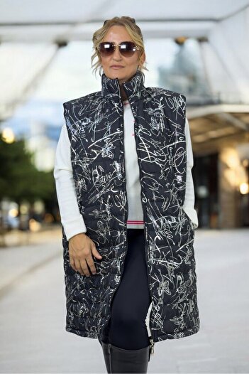 yagmurberen Large Size Signature Patterned Quilted Sleeveless Puffer Vest Jacket