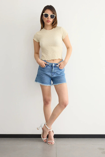 Hiccup Crop Top με λαιμόκοψη - Κοντό μανίκι