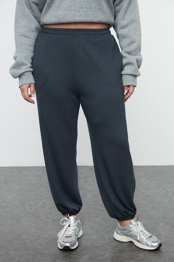 Trendyol Curve Φούτερ Indigo Jogger με μαλακά κουμπιά - Plus Size TBBAW25AJ00003