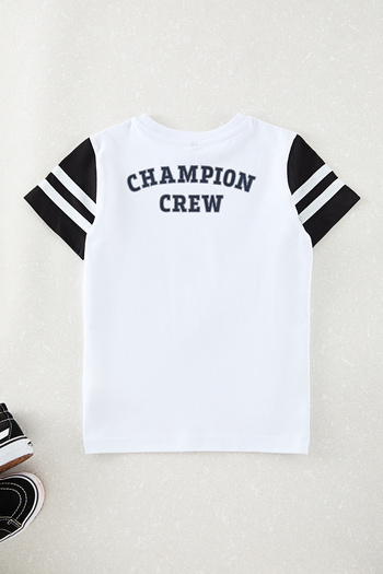 TRENDYOLKIDS White Boy Back Printed Knitted T-Shirt Tkdaw25Ts00032