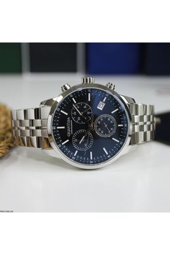 Quantum Men's Wristwatch Pwg1008.350 - Stylish and Functional Design