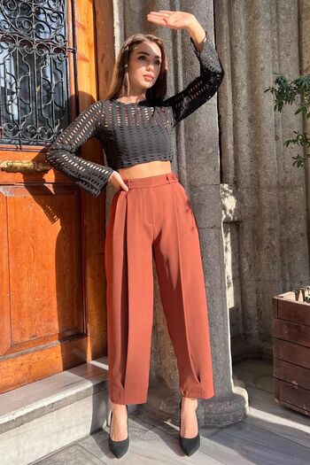 GÜLSELİ Brown High Waist Pleated Women's Loose Cut Fabric Trousers