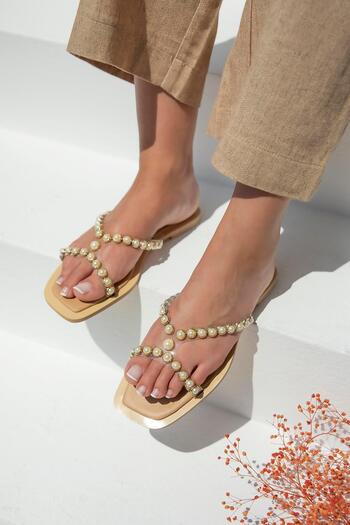 STRASWANS Nathaly Women's Pearl Stone Detail Daily Slippers Tan