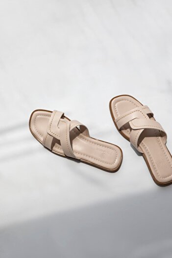 STRASWANS Samira Beige Leather Casual Slippers - Single Band