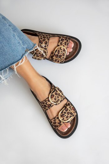 STRASWANS Zowie Women's - Leopard Patterned Daily Comfort Slippers with Buckle Detail