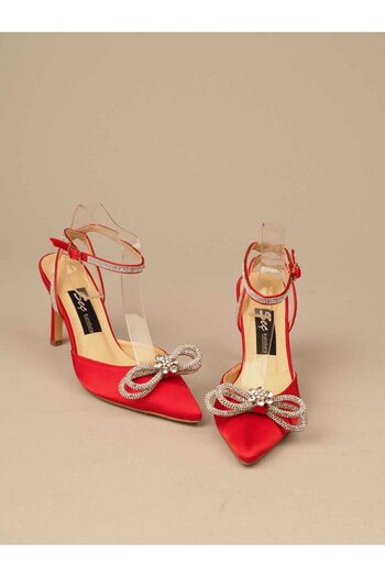 SEÇ KUNDURA Choose 606 stone detailed satin heeled shoe (9.5cm) red satin