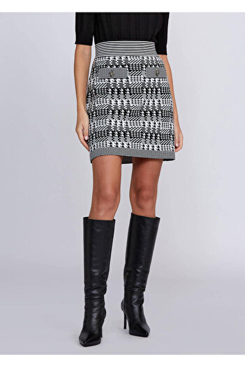 Knitss Fusta tricotată alb-negru cu model geometric de picior de găină