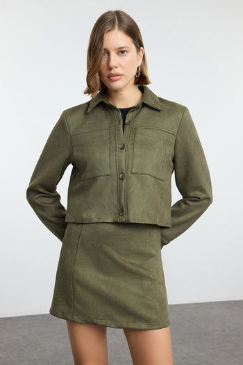 Trendyol Collection Khaki Pocket Detailed Suede Fabric Crop Woven Regular Regular Fit Jacket Twoaw25Ce00077