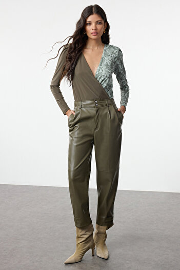 Trendyol Collection Flexible and Snap-On Mint Color-Blocked Animal Patterned Body - Double Breasted Collar Twoaw21Bd0012